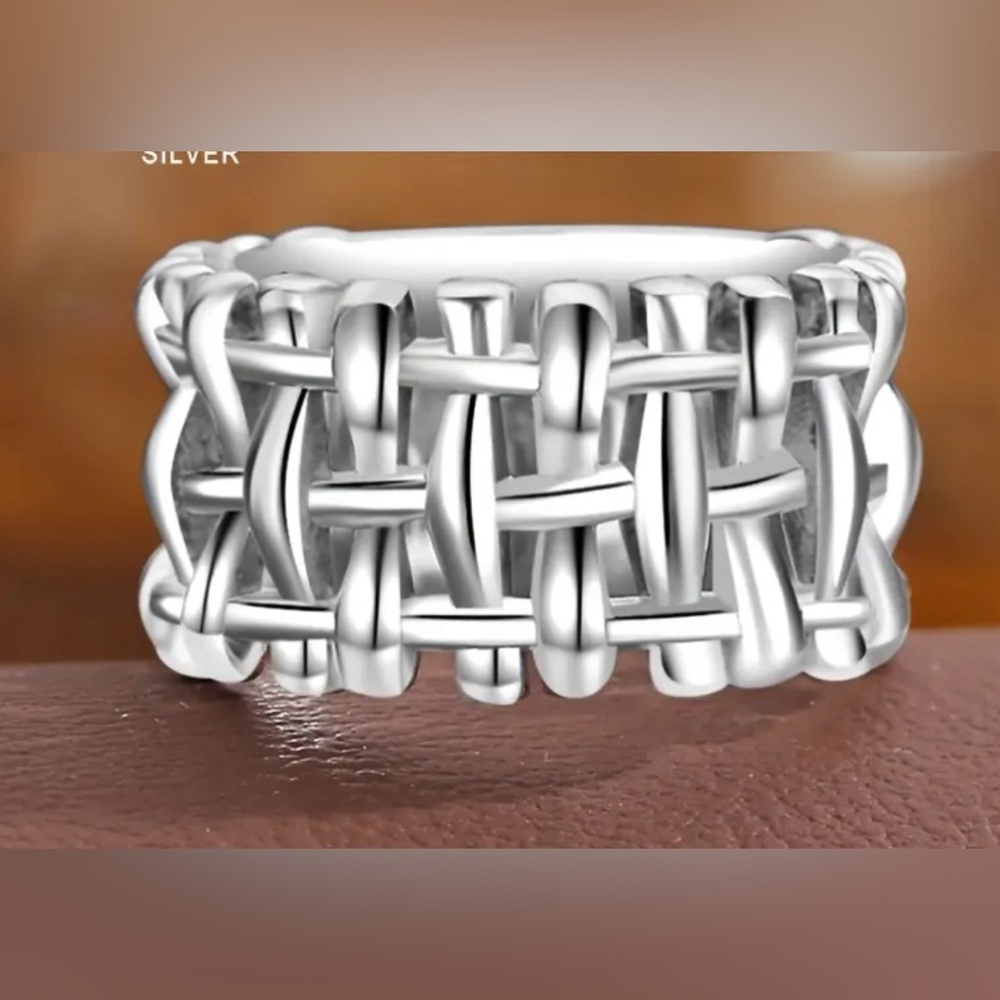 Ring